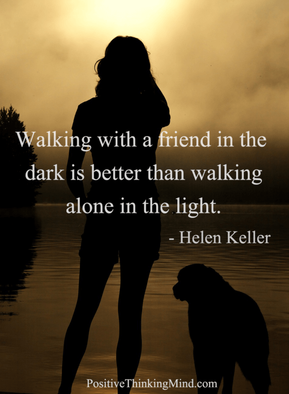 Salg Woods Trunk bibliotek Walking with a friend in the dark is better than walking alone in the light  - Helen Keller - Positive Thinking Mind